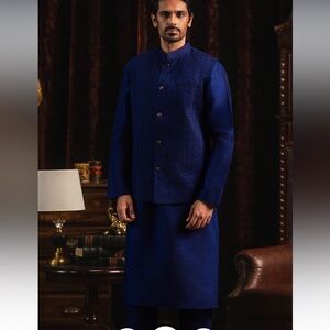 Lashkaraa Men’s Blue Silk Nehru Set for Indian Weddings (Size: L)